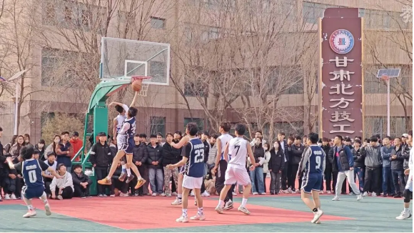 值周播报 | 篮球赛开打，法治课开讲，第四周很“燃”也很“严”